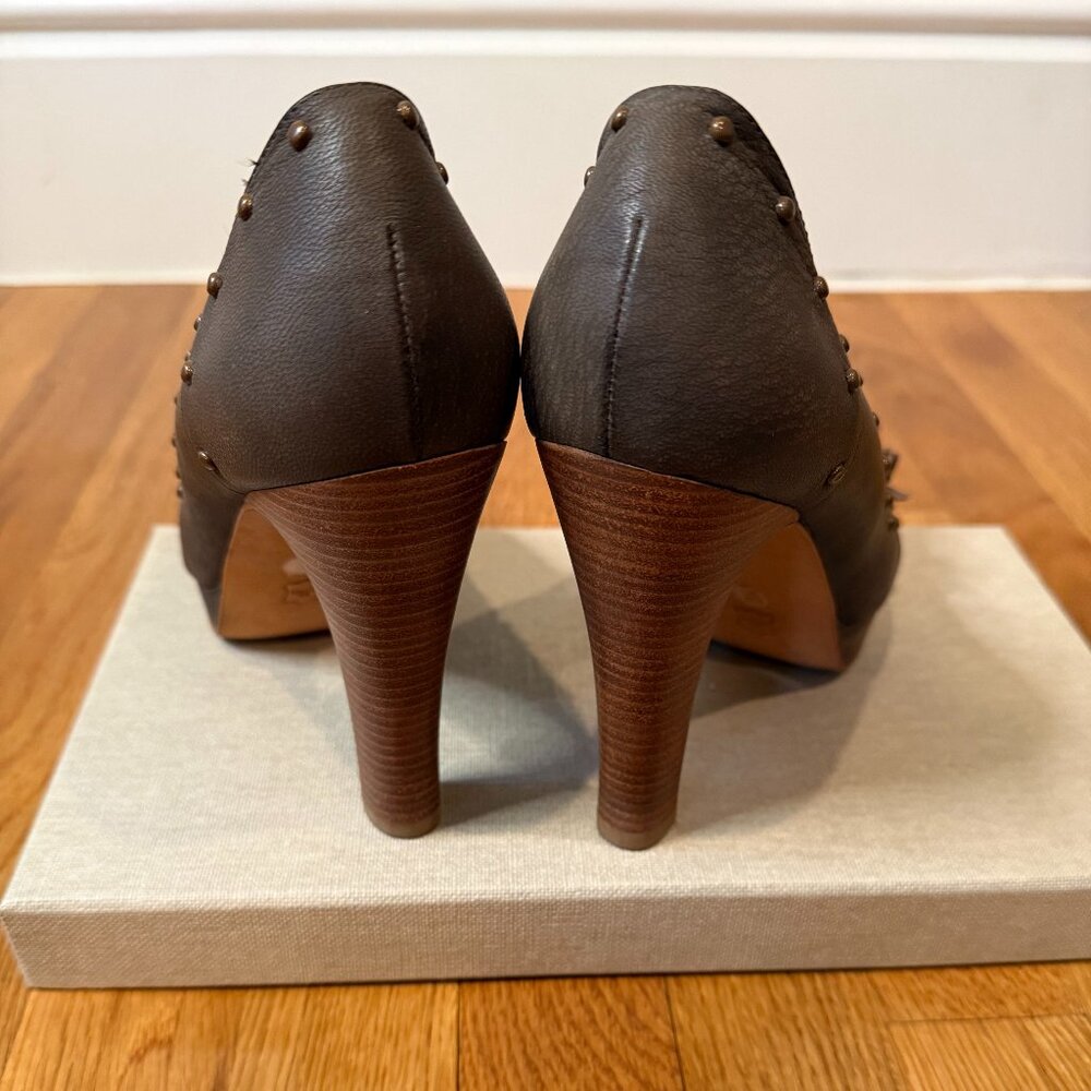 Vince Camuto Imagine Brown Leather Pumps - Picture 4 of 5